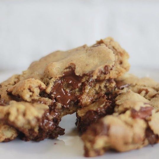 Galletas con chispas de chocolate derretido